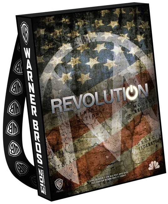 revolution-comic-con-2013-bag