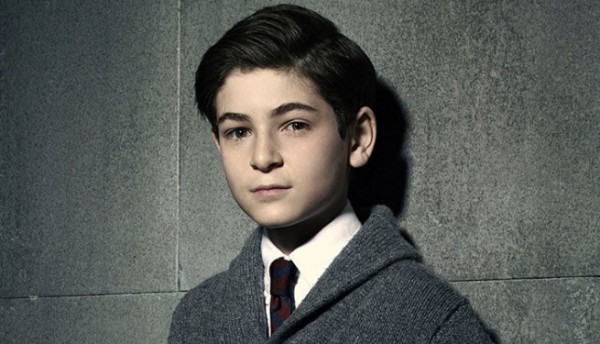 Bruce Wayne (David Mazouz)