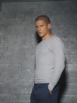 PRISON BREAK: Michael Scofield (Wentworth Miller) is a desperate man with a plan to save the life of his brother, who is on death row in PRISON BREAK, premiering with a special two-hour event Monday, Aug. 29  (8:00-10:00 PM ET/PT) and airing in its regular time period begining Monday, Sept. 5 (9:00-10:00 PM ET/PT) on FOX.