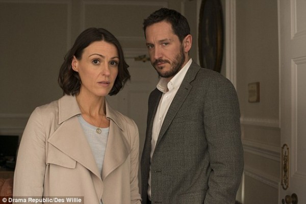 2D1C54F300000578-3264355-BBC1_s_five_part_series_Doctor_Foster_was_inundated_with_praise_-a-25_1444269208223