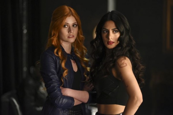 SHADOW HUNTERS - "Morning Star" - Time is running out for the Shadowhunters to stop Valentine in "Morning Star," the season finale of "Shadowhunters," airing TUESDAY, APRIL 5 (9:00 - 10:00 p.m. EDT) on Freeform. (Freeform/John Medland) KATHERINE MCNAMARA, EMERAUDE TOUBIA