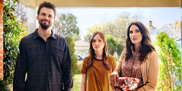 1465236775-casual-season-two-hulu-review-590x295