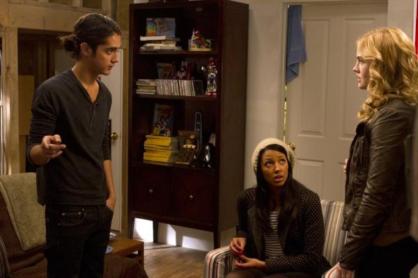 TWISTED - "Dead Men Tell Big Tales" - Startling truths are revealed and new secrets are shared in "Dead Men Tell Big Tales," the winter premiere episode of ABC Family's original series "Twisted," airing Tuesday, February 11th (9:00 - 10:00 PM ET/PT). (ABC FAMILY/Adam Rose) AVAN JOGIA, KYLIE BUNBURY, MADDIE HASSON