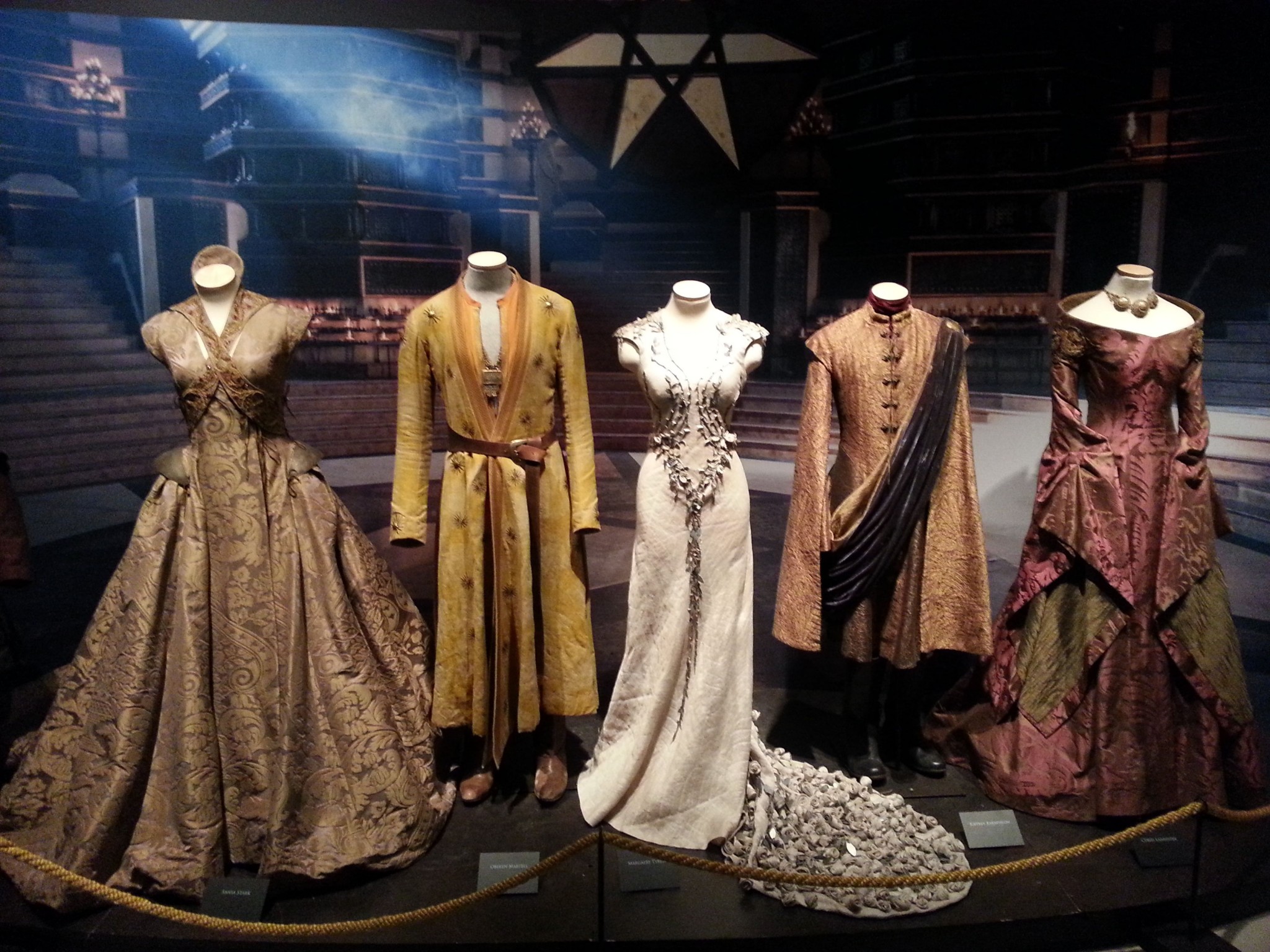 got_exhibition_kings_landing_outfits