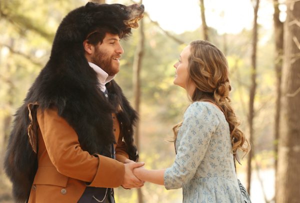 MAKING HISTORY: L-R: Adam Pally and Leighton Meester in MAKING HISTORY premiering midseason on FOX. ©2016 Fox Broadcasting Co. Cr: Qantrell Colbert/FOX
