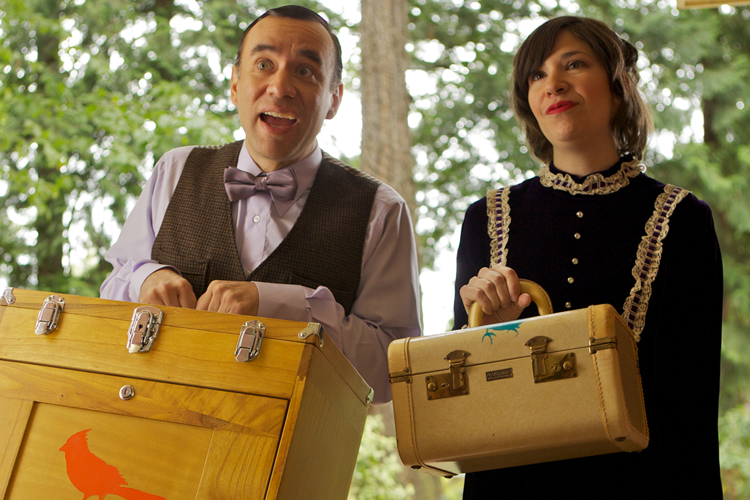 fred_armisen_left_and_carrie_brownstein_in_portlandia