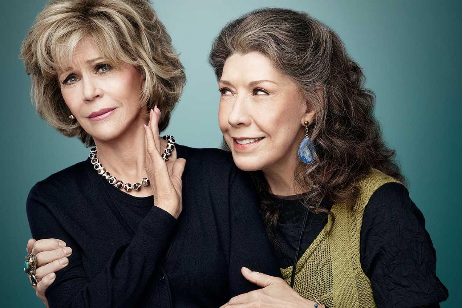 Grace and Frankie. Грейс и Фрэнки образы Джейн фонды. Джейн фонда с дочерью Ванессой.