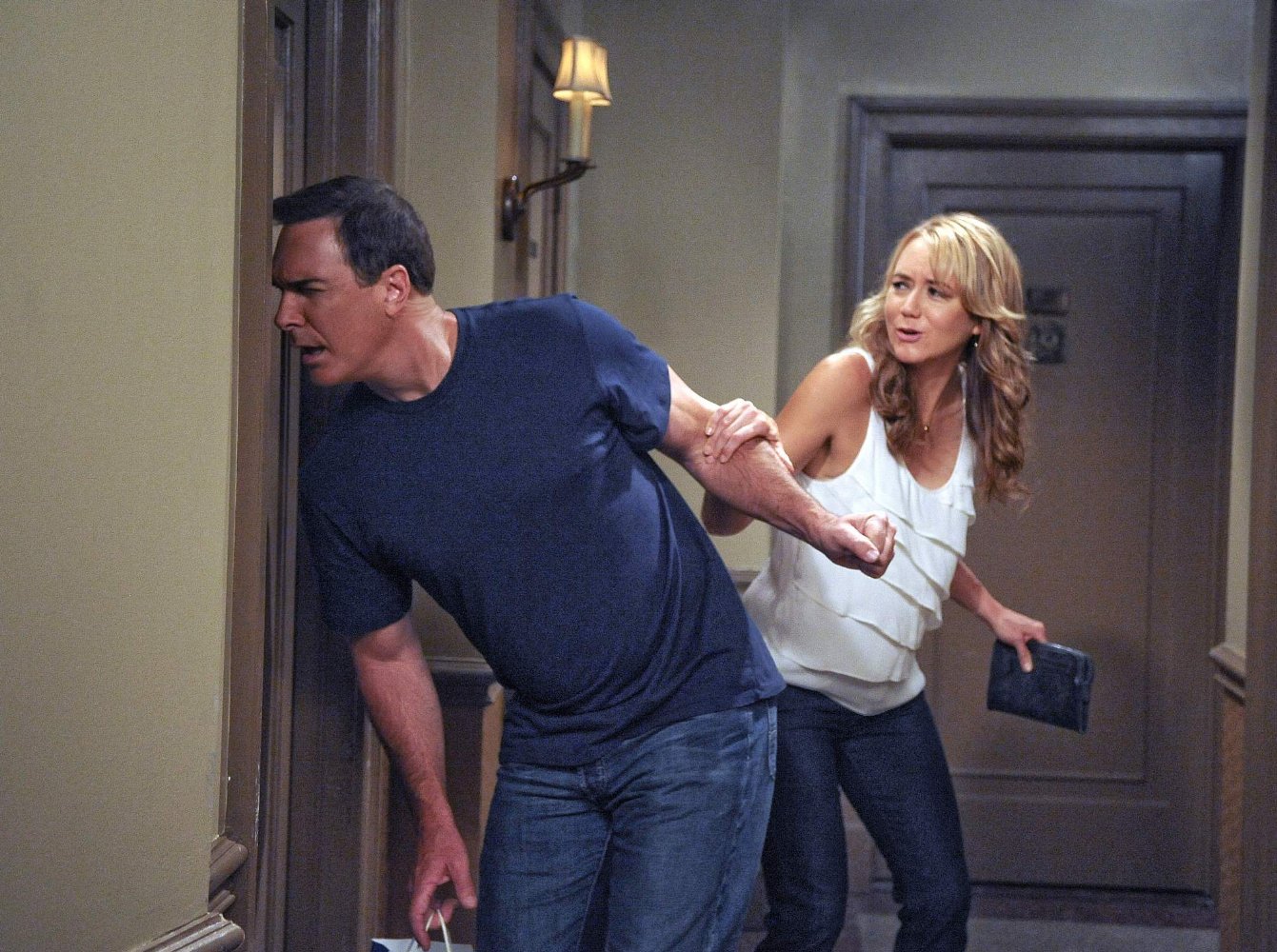 Rules of Engagement Tanıtım