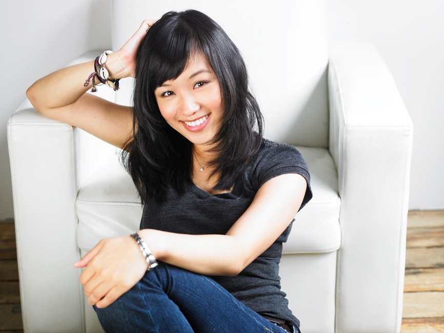 Ellen Wong (The Carrie Diaries), tekrar eden bir rolle Netflix’in...