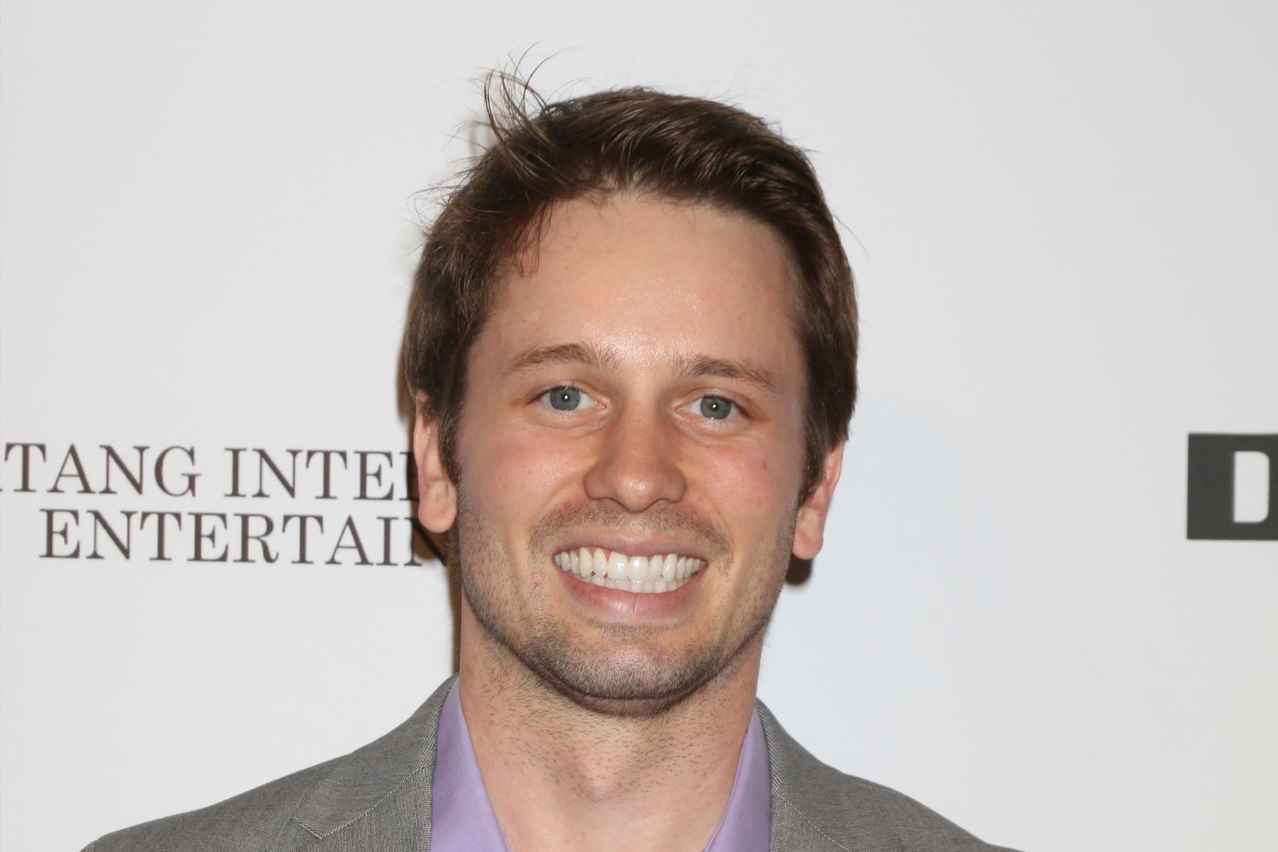 Tyler Ritter, The CW’nun deneme bölümü siparişleri arasında yer alan Playing Dead’in başrol
