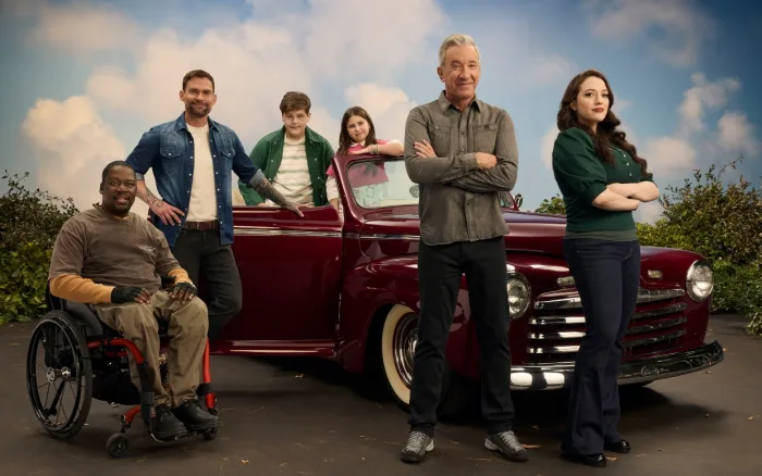 Tim Allen ve Kat Dennings komedisi Shifting Gears'ın fragmanı